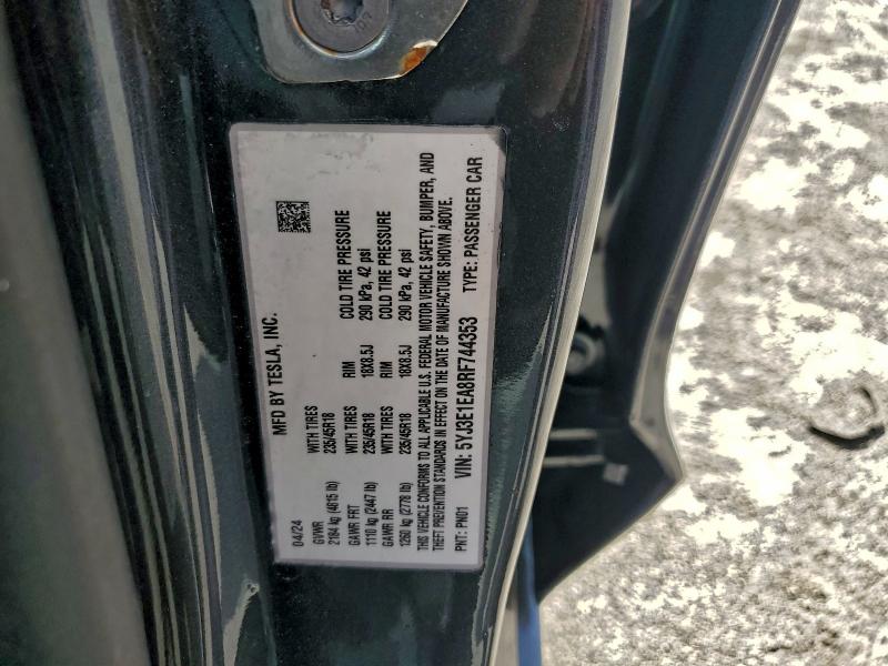 2024 Tesla Model 3 მანქანა იყიდება აუქციონზე, vin: 5YJ3E1EA8RF744353, აუქციონის ნომერი: 95164095