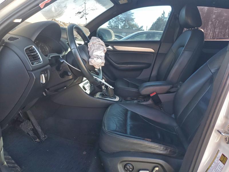 97575755 :رقم المزاد ، WA1JCCFS0JR030984 vin ، 2018 Audi Q3 مزاد بيع