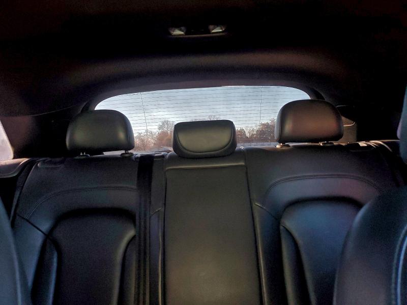 97575755 :رقم المزاد ، WA1JCCFS0JR030984 vin ، 2018 Audi Q3 مزاد بيع