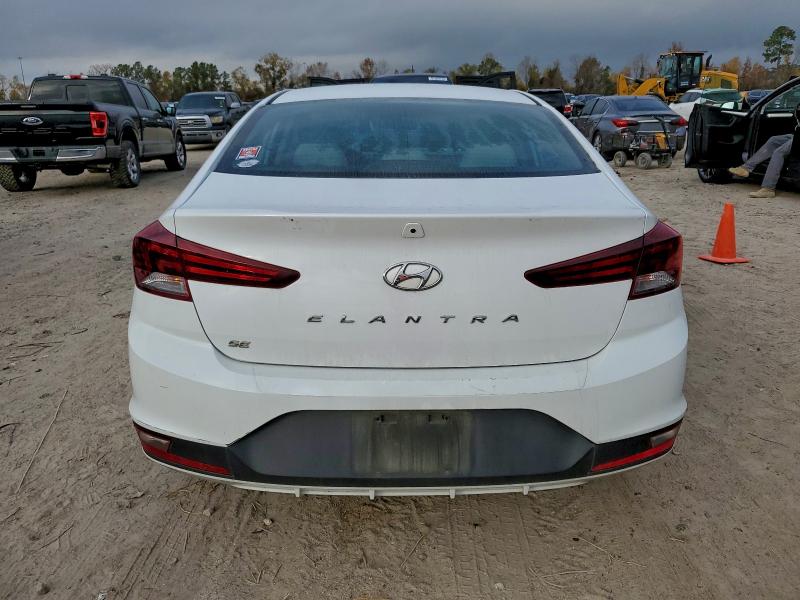 2019 Hyundai Elantra მანქანა იყიდება აუქციონზე, vin: 5NPD74LF1KH420005, აუქციონის ნომერი: 97741755