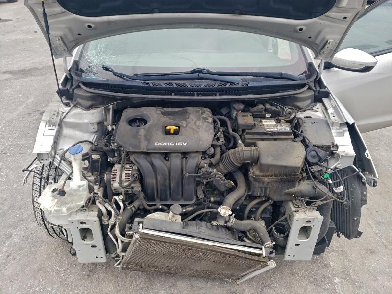 95954915 :رقم المزاد ، 3KPFK4A70JE258003 vin ، 2018 Kia Forte مزاد بيع