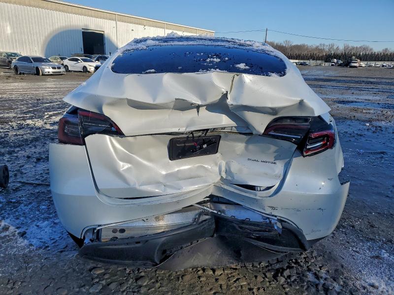 Продажа на аукционе авто 2023 Tesla Model Y, vin: 7SAYGDEE6PF768915, номер лота: 97643365