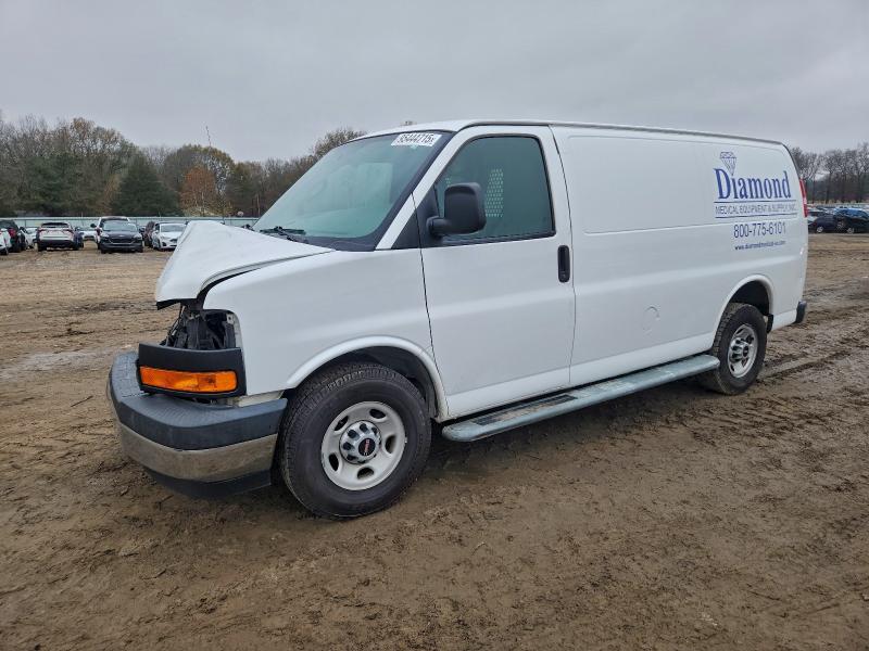 Auction sale of the 2017 Gmc Savana, vin: 1GTW7AFF2H1911749, lot number: 95444715