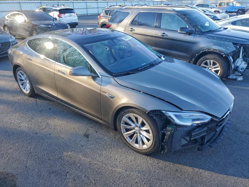 Продаж на аукціоні авто 2016 Tesla Model S, vin: 5YJSA1E28GF168129, номер лоту: 93986905