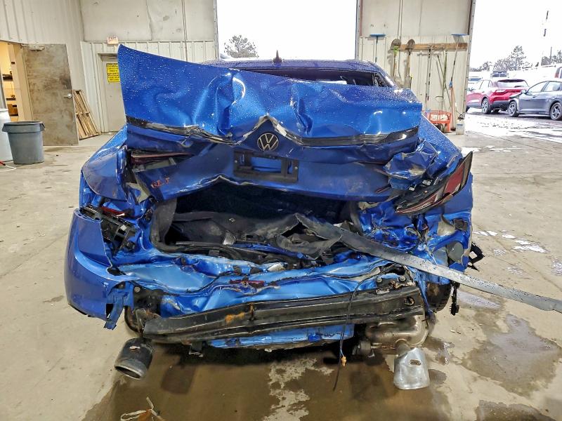 2024 Volkswagen Jetta 40th მანქანა იყიდება აუქციონზე, vin: 3VW8T7BU9RM015042, აუქციონის ნომერი: 97387935