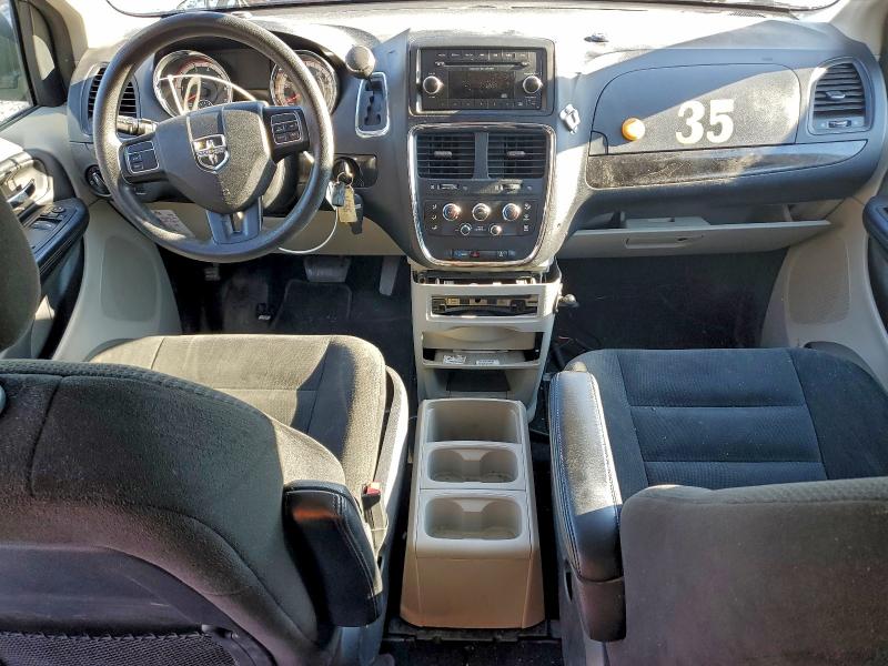 Продажа на аукционе авто 2015 Dodge Grand Cara, vin: 2C4RDGBG5FR667367, номер лота: 93779205