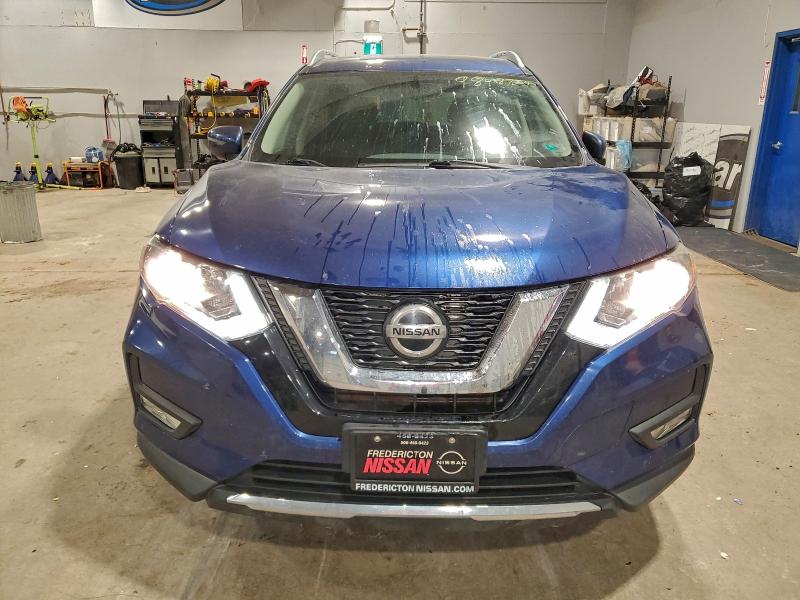 2018 Nissan Rogue S მანქანა იყიდება აუქციონზე, vin: 5N1AT2MV0JC780705, აუქციონის ნომერი: 98487235