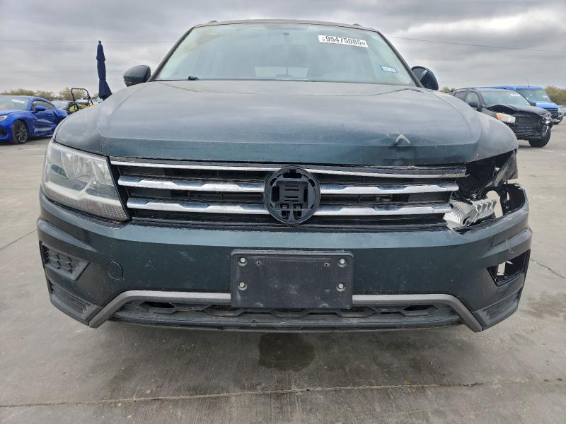 95475085 :رقم المزاد ، 3VV1B7AX6JM191474 vin ، 2018 Volkswagen Tiguan مزاد بيع