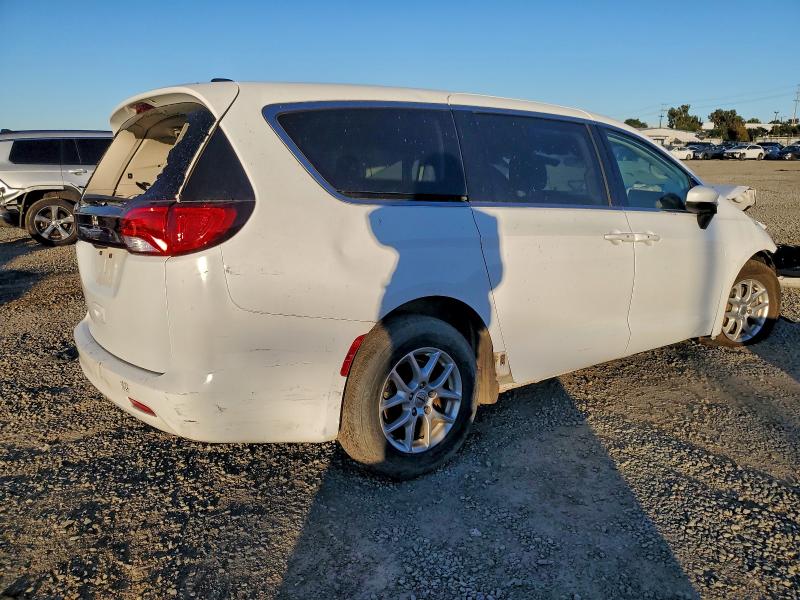 95793395 :رقم المزاد ، 2C4RC1CG4NR166127 vin ، 2022 Chrysler Voyager مزاد بيع