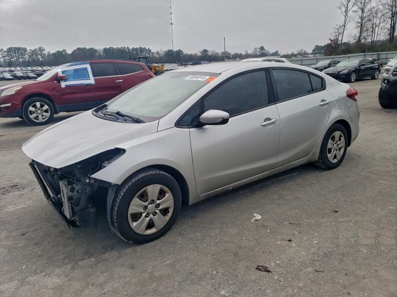 Auction sale of the 2018 Kia Forte, vin: 3KPFK4A70JE258003, lot number: 95954915