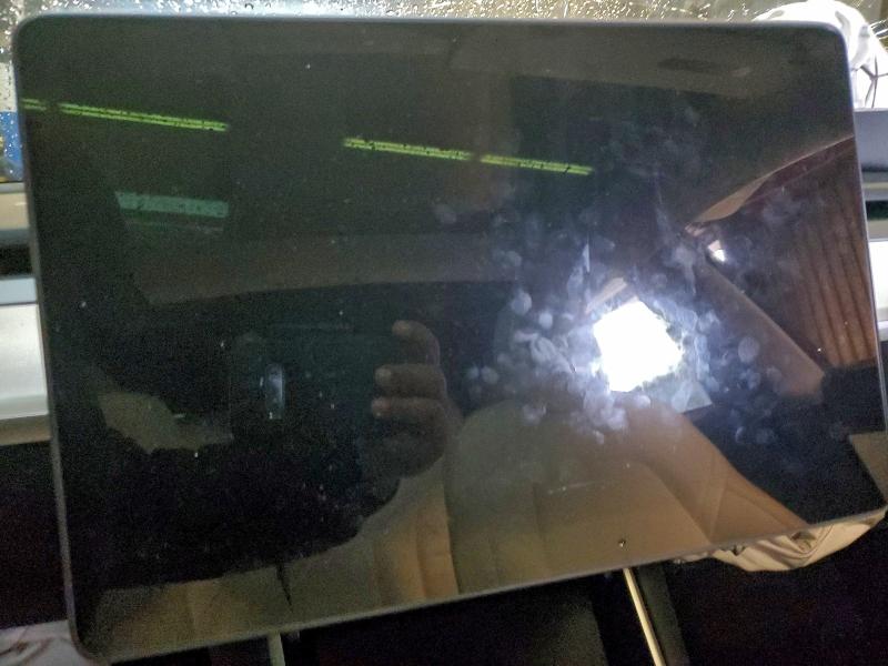 98588725 :رقم المزاد ، 5YJ3E1EB6KF421904 vin ، 2019 Tesla Model 3 مزاد بيع