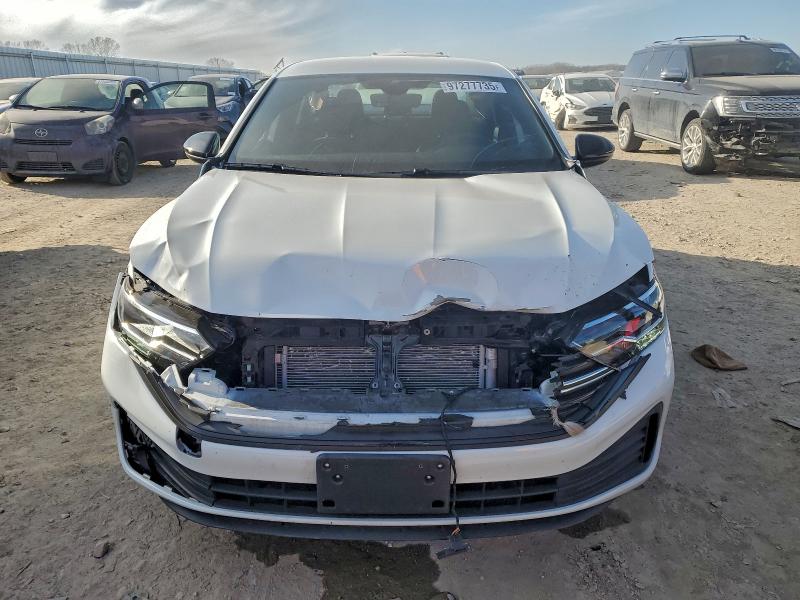 2024 Volkswagen Jetta მანქანა იყიდება აუქციონზე, vin: 3VWBM7BU7RM086727, აუქციონის ნომერი: 97277735