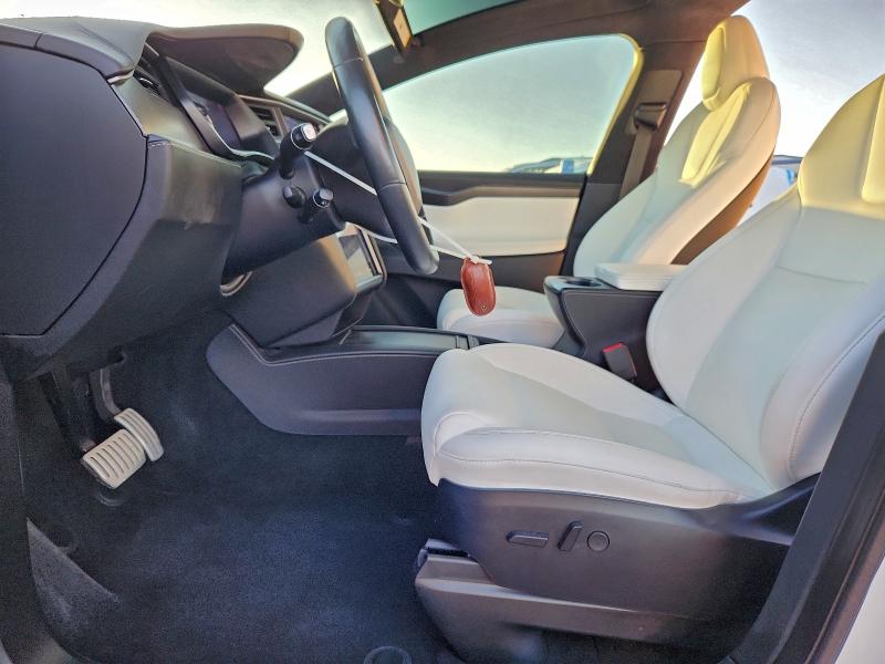 Продажа на аукционе авто 2020 Tesla Model X, vin: 5YJXCAE49LF301945, номер лота: 94201285