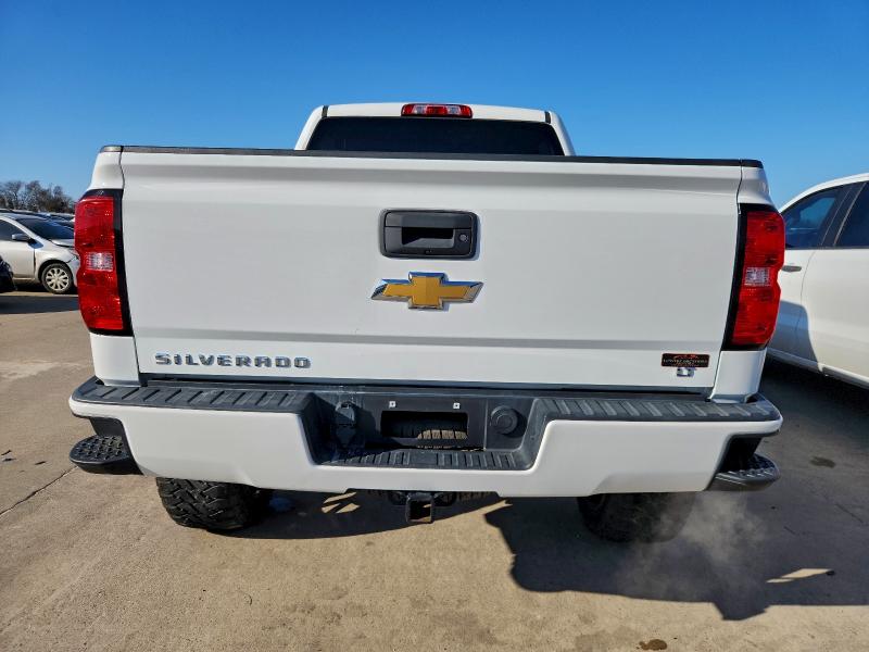 93399405 :رقم المزاد ، 3GCUKREC1JG316944 vin ، 2018 Chevrolet Silverado مزاد بيع
