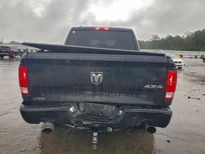 94984575 :رقم المزاد ، 1C6RR7KT2JS148242 vin ، 2018 Ram 1500 مزاد بيع