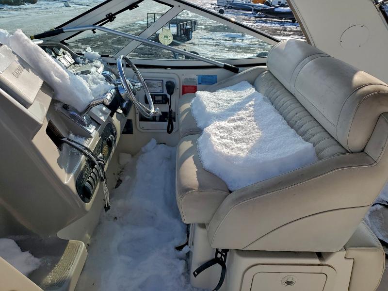 95919705 :رقم المزاد ، CRSGDA38K102 vin ، 2002 Cruisers Yachts 3672 Expre مزاد بيع