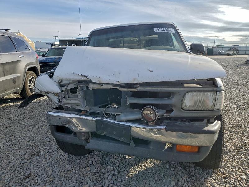 97389495 :رقم المزاد ، 4F4DR17X6TTM29640 vin ، 1996 Mazda B4000 مزاد بيع