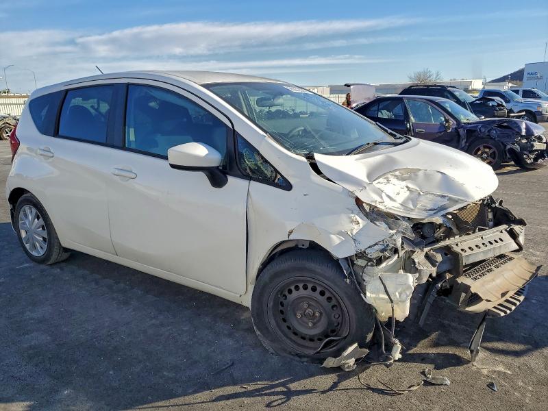 Продажа на аукционе авто 2015 Nissan Versa Note, vin: 3N1CE2CP0FL445422, номер лота: 96572505