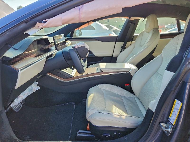 95939895 :رقم المزاد ، 5YJSA1E57NF486122 vin ، 2022 Tesla Model S مزاد بيع