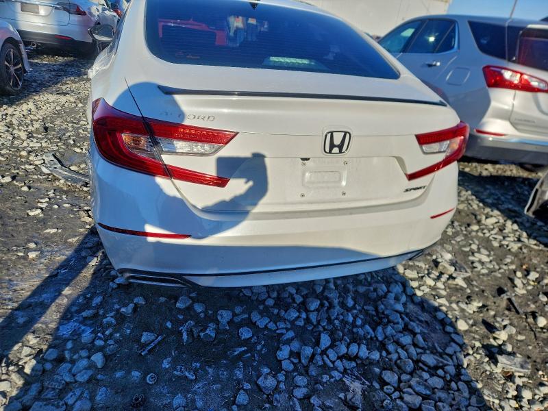 94403565 :رقم المزاد ، 1HGCV1F34NA103950 vin ، 2022 Honda Accord مزاد بيع