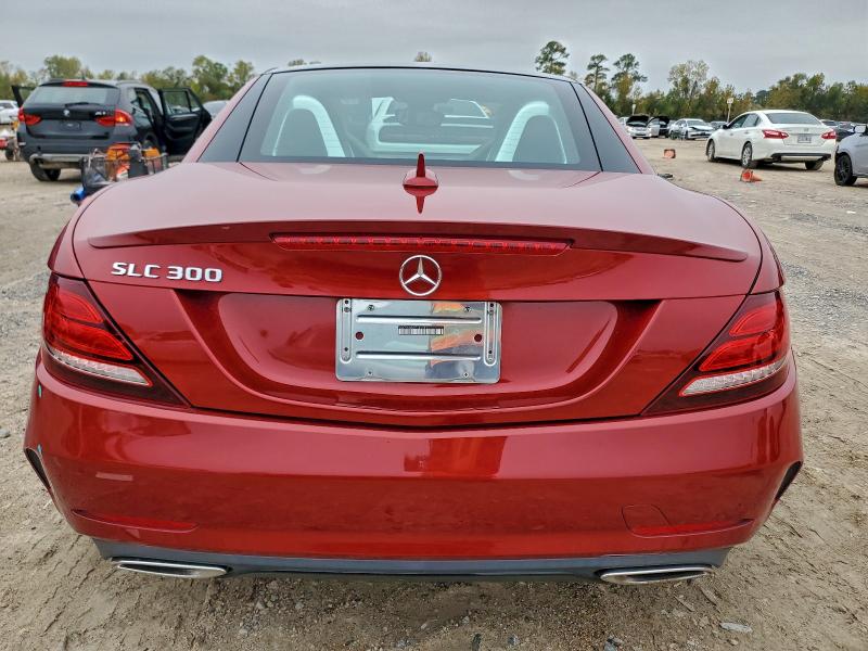 2018 Mercedes-benz Slc 300 მანქანა იყიდება აუქციონზე, vin: WDDPK3JAXJF149781, აუქციონის ნომერი: 94323045