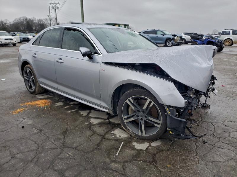 96135245 :رقم المزاد ، WAUENAF48HN015638 vin ، 2017 Audi A4 مزاد بيع