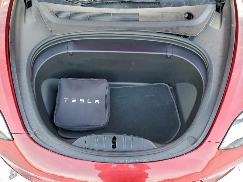 93418015 :رقم المزاد ، 5YJ3E1EB0JF120026 vin ، 2018 Tesla Model 3 مزاد بيع