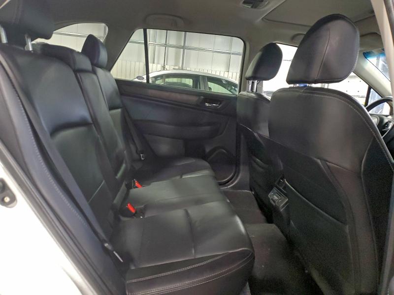 Auction sale of the 2018 Subaru Outback, vin: 4S4BSAKC9J3269870, lot number: 96092385