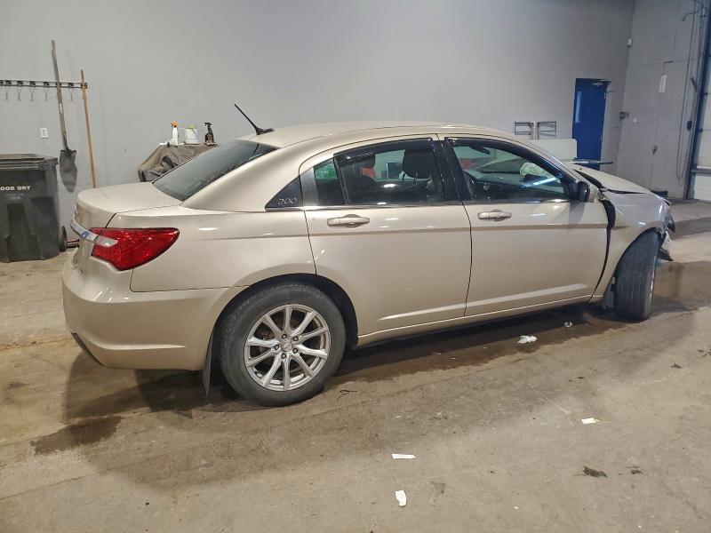 Продажа на аукционе авто 2014 Chrysler 200 Lx, vin: 1C3CCBABXEN131841, номер лота: 94962765
