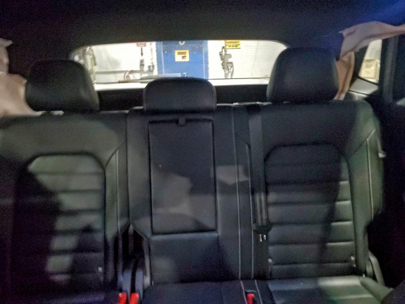 2021 Volkswagen Atlas Cross Sport მანქანა იყიდება აუქციონზე, vin: 1V2BE2CA6MC231675, აუქციონის ნომერი: 97716485