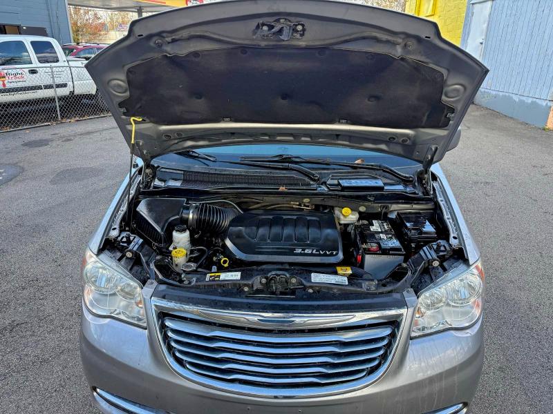 Продажа на аукционе авто 2013 Chrysler Town & Cou, vin: 2C4RC1BG7DR603859, номер лота: 95540395