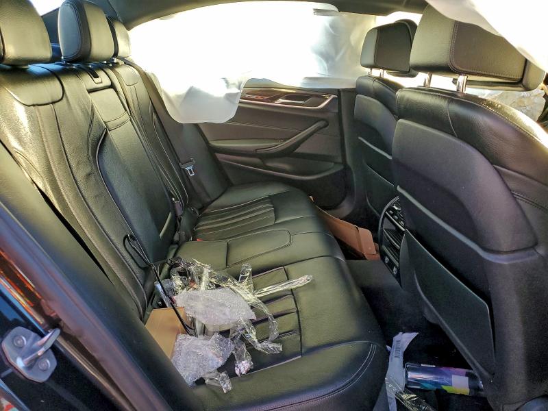 97210965 :رقم المزاد ، WBAJB1C59JB084611 vin ، 2018 Bmw 530xe مزاد بيع