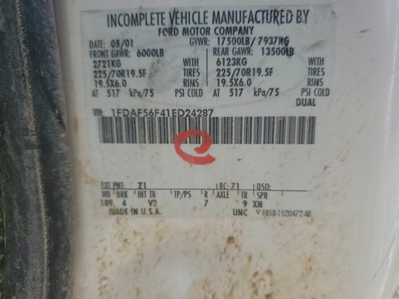 94093725 :رقم المزاد ، 1FDAF56F41ED24287 vin ، 2001 Ford F550 مزاد بيع