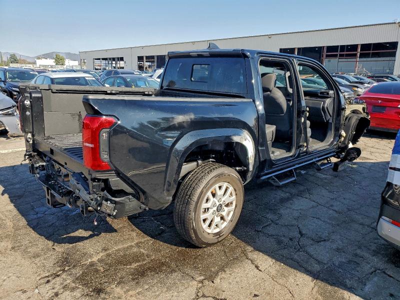 Продажа на аукционе авто 2024 Toyota Tacoma, vin: 3TMLB5JN3RM030876, номер лота: 92898595