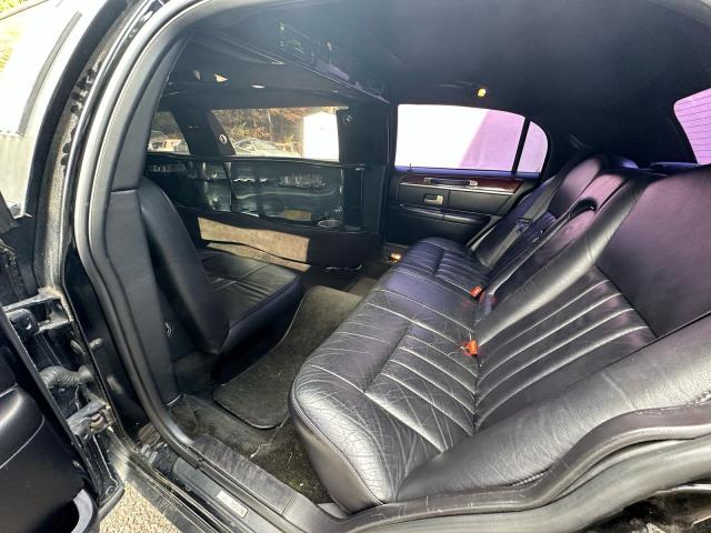 Aukcja sprzedaży 2005 Lincoln Town Car E, vin: 1L1FM88W85Y654529, numer aukcji: 99240485