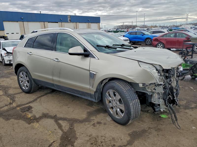 97787995 :رقم المزاد ، 3GYFNBE3XFS639377 vin ، 2015 Cadillac Srx Luxury مزاد بيع