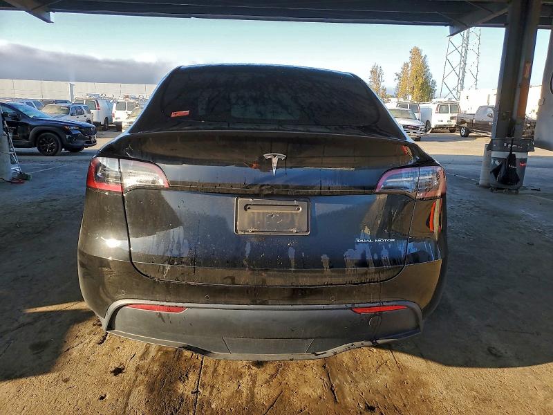 Продажа на аукционе авто 2021 Tesla Model Y, vin: 5YJYGDEE1MF228560, номер лота: 96082755