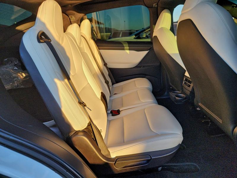 Продажа на аукционе авто 2020 Tesla Model X, vin: 5YJXCAE49LF301945, номер лота: 94201285