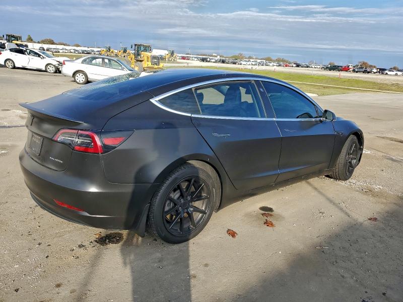 97427165 :رقم المزاد ، 5YJ3E1EB3KF385119 vin ، 2019 Tesla Model 3 مزاد بيع