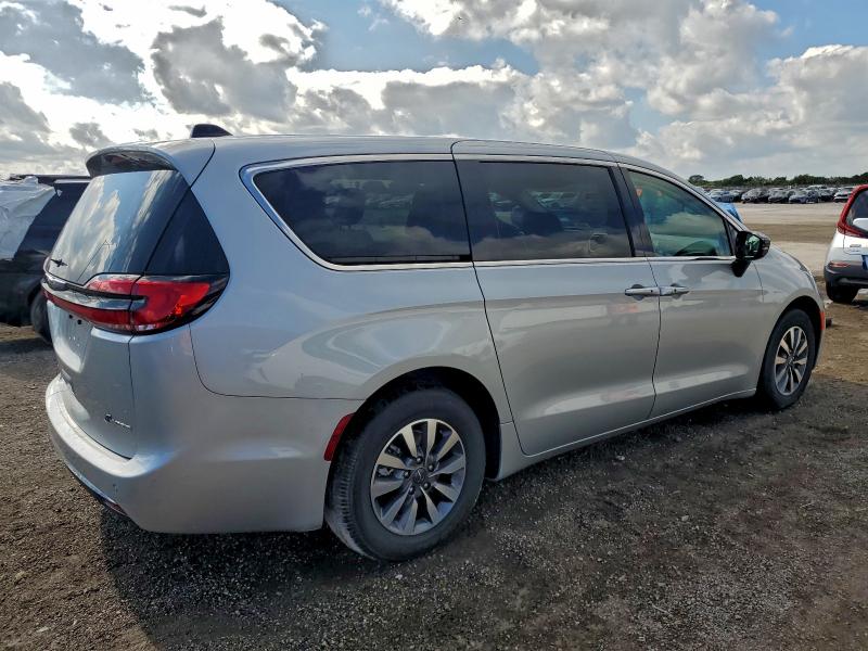 Продажа на аукционе авто 2024 Chrysler Pacifica H, vin: 2C4RC1S76RR141544, номер лота: 95756165