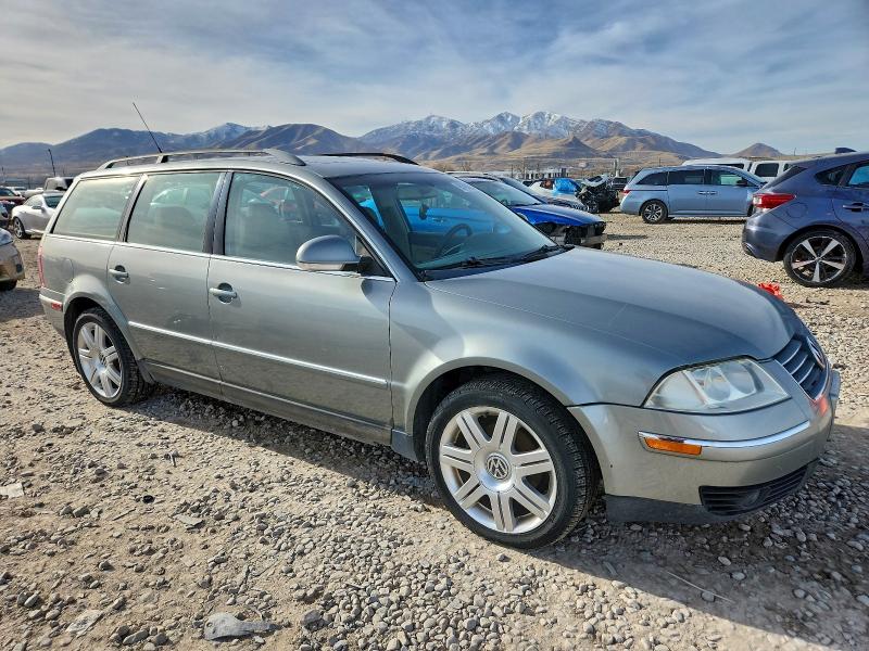 95780055 :رقم المزاد ، WVWYU63B15E106877 vin ، 2005 Volkswagen Passat مزاد بيع