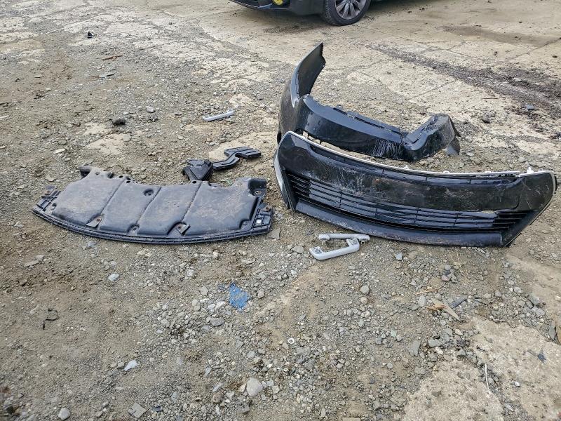94957535 :رقم المزاد ، 2T1BURHE9EC128056 vin ، 2014 Toyota Corolla مزاد بيع