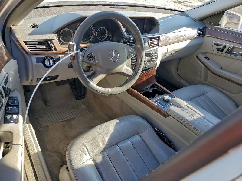97087335 :رقم المزاد ، WDDHF5GBXAA128947 vin ، 2010 Mercedes-benz E مزاد بيع