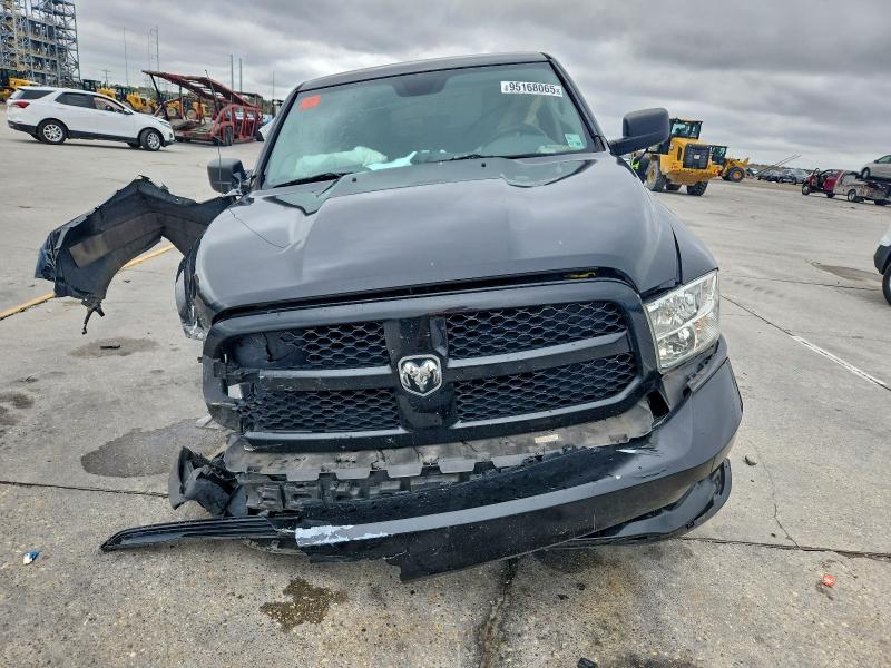 54249756 :رقم المزاد ، 1C6RR6FT0JS183074 vin ، 2018 Ram 1500 مزاد بيع