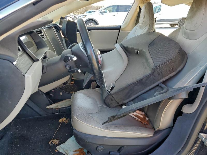 Продаж на аукціоні авто 2014 Tesla Model S, vin: 5YJSA1H14EFP52611, номер лоту: 97804735