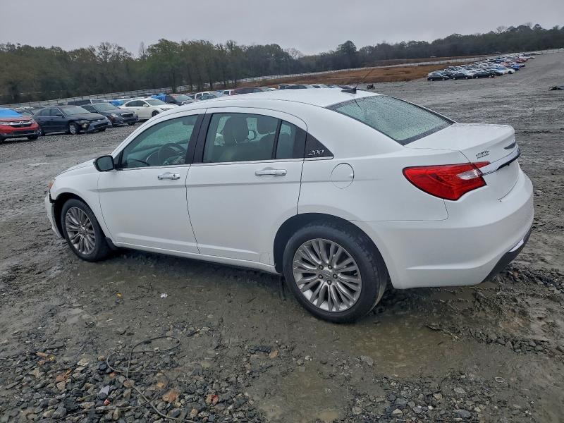 94913585 :رقم المزاد ، 1C3BC2FB3BN548279 vin ، 2011 Chrysler 200 مزاد بيع