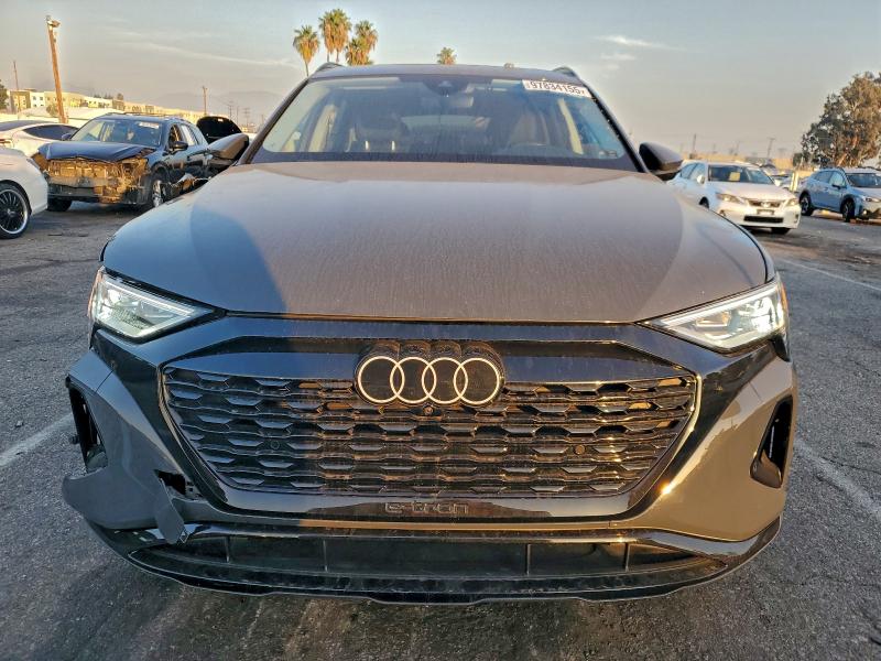 2024 Audi Q8 E-tron მანქანა იყიდება აუქციონზე, vin: WA15AAGE4RB053550, აუქციონის ნომერი: 97834155