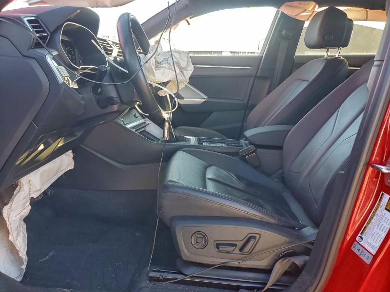 46933526 :رقم المزاد ، WA1DECF34R1054750 vin ، 2024 Audi Q3 مزاد بيع