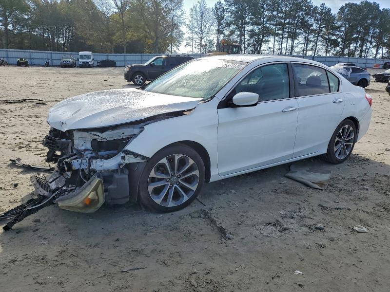 96377135 :رقم المزاد ، 1HGCR2F57FA233427 vin ، 2015 Honda Accord مزاد بيع