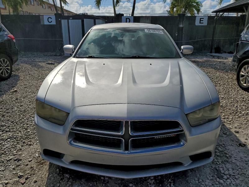 98186705 :رقم المزاد ، 2C3CDXBG9CH281983 vin ، 2012 Dodge Charger Se مزاد بيع